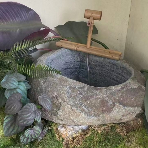 青石自然水缽.jpg
