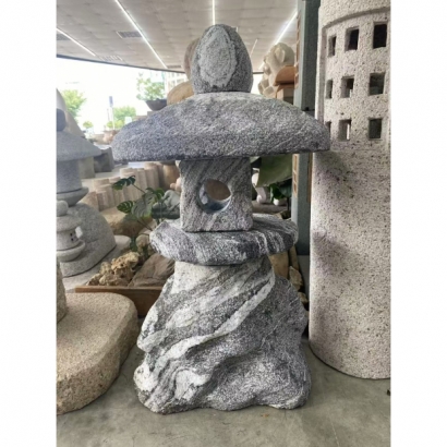 灰白自然石燈2.jpg 灰白自然石燈2.jpg